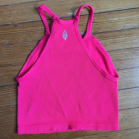FP Movement Happiness Runs Crop Tank XS/S Neon Pink - Picture 2 of 2
